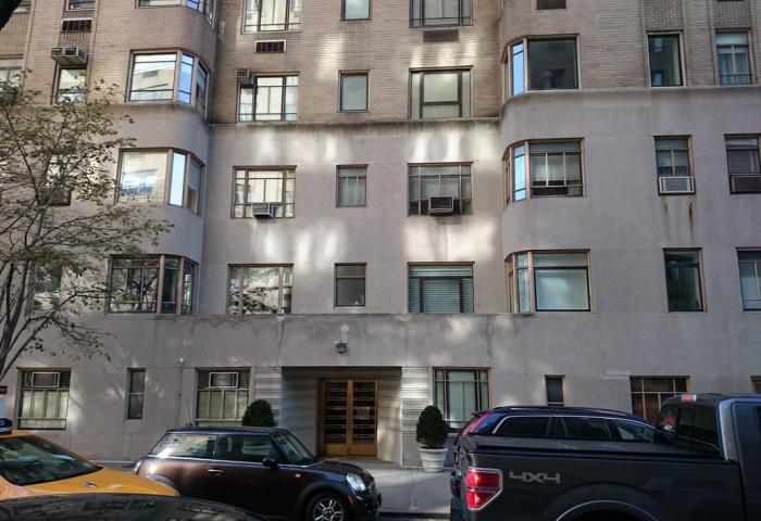 875 Fifth Avenue Modern Style