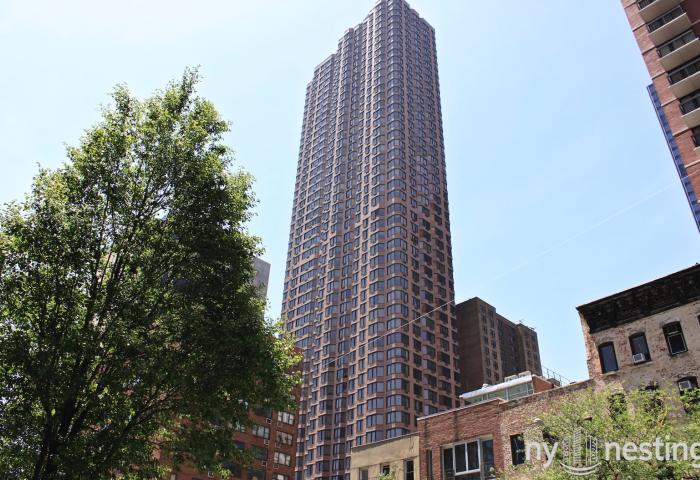 Paramount Tower - 240 East 39th Street New York Rental Tower