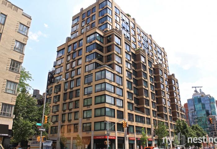 The Westminster 180 West 20th Street Building